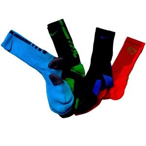 Nice Elite socks ,Boys size large sport basketball socks 4 pair